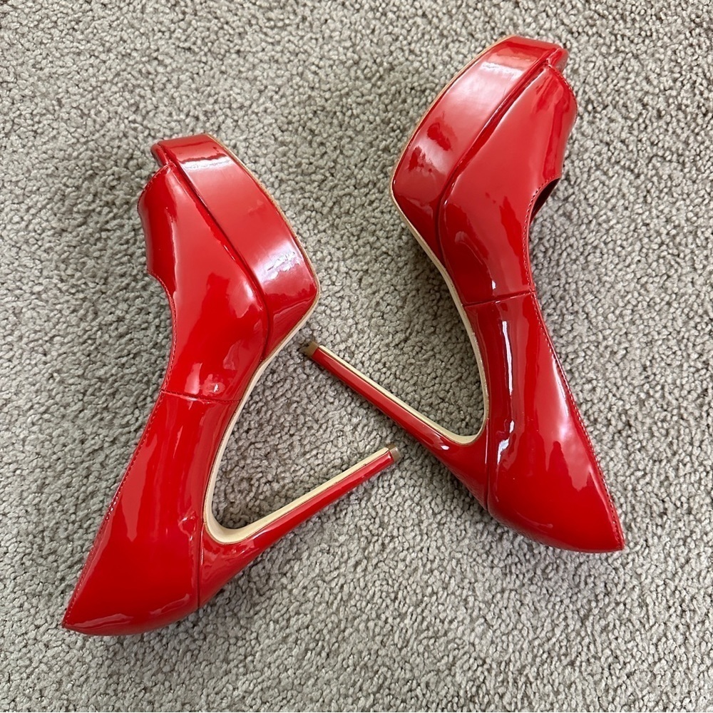 Guess Women’s Cacei Peep Toe Platform Pumps Stiletto Heels in Bright Red sz 10M - Picture 5 of 15